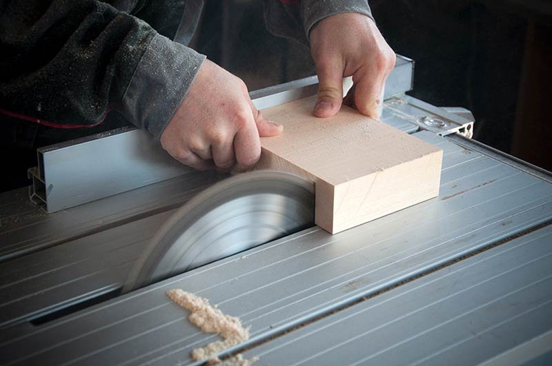 Productos en madera de paulownia